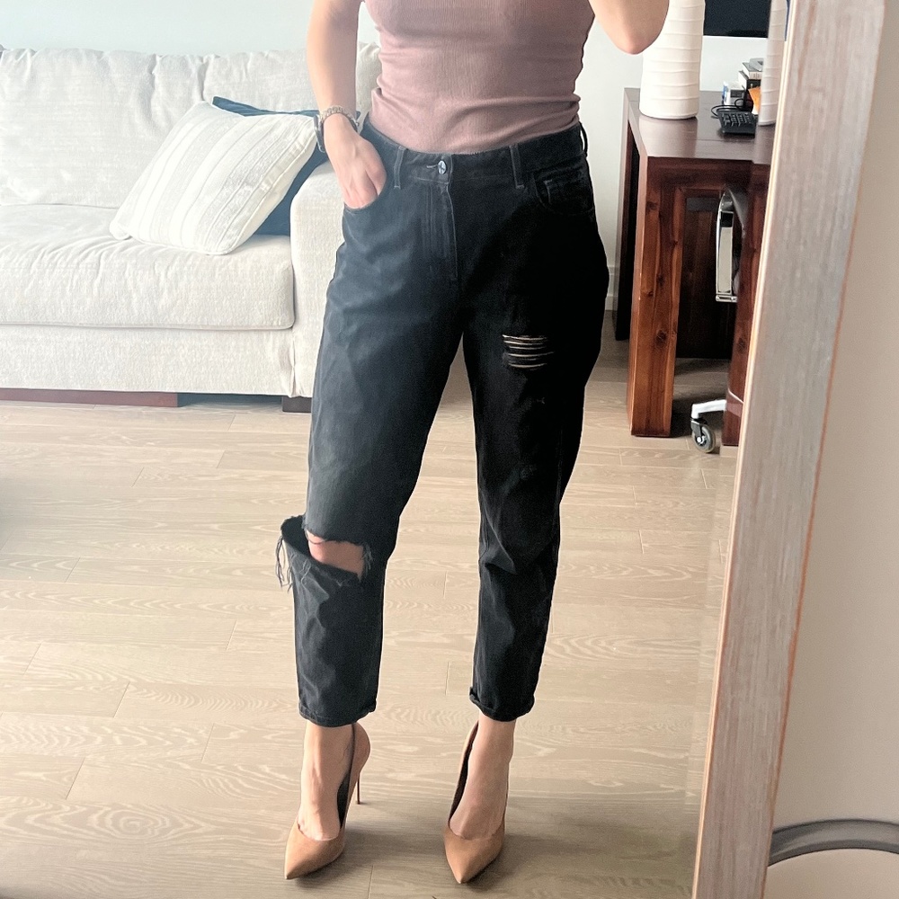 Black Guess jeans. Boyfriend cut. Size 26